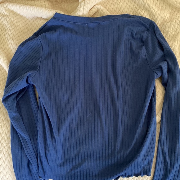 Ribbed Longsleeve Top - Picture 3 of 9